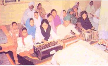 Children of Pingalwara performing Keertan